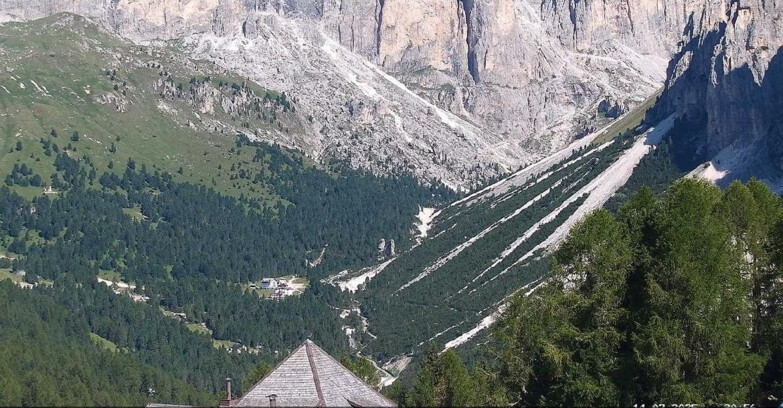 Webcam Vigo di Fassa-Pera-Ciampedìe - Vigo - Conca del Gardeccia