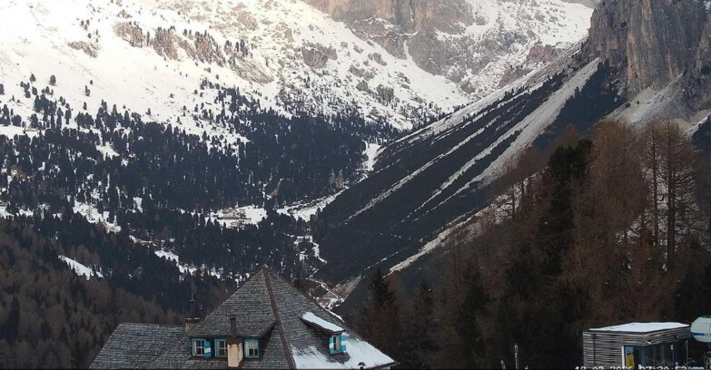 Webcam Виго-ди-Фасса-Пера-Чампедие  - Vigo - Conca del Gardeccia