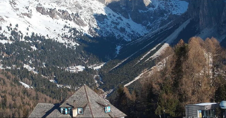 Webcam Vigo di Fassa-Pera-Ciampedìe - Vigo - Conca del Gardeccia