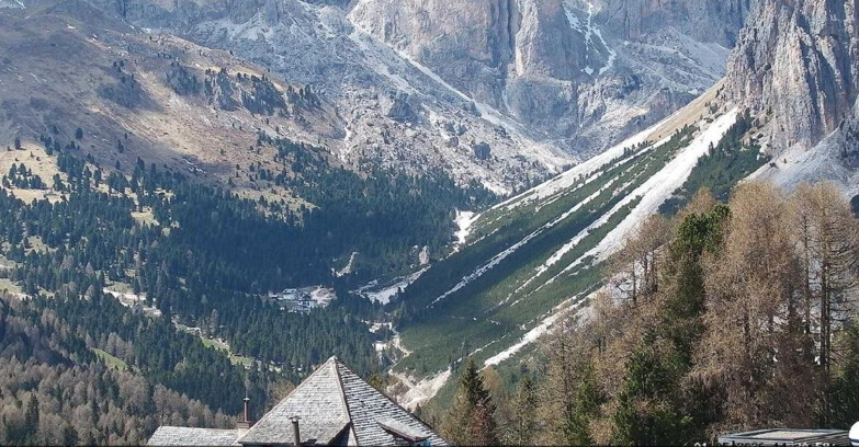 Webcam Vigo di Fassa-Pera-Ciampedìe - Vigo - Conca del Gardeccia