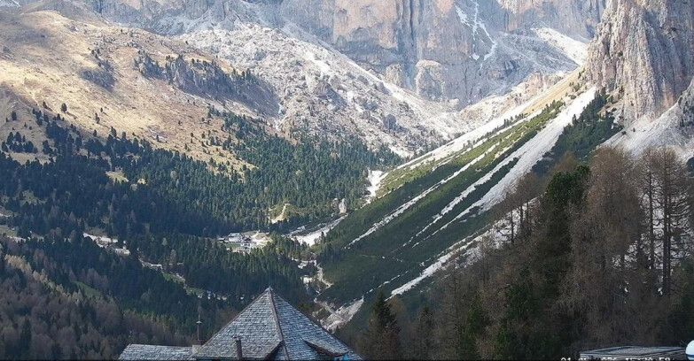 Webcam Vigo di Fassa-Pera-Ciampedìe - Vigo - Conca del Gardeccia