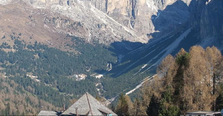 Webcam Vigo di Fassa-Pera-Ciampedìe - Vigo - Conca del Gardeccia