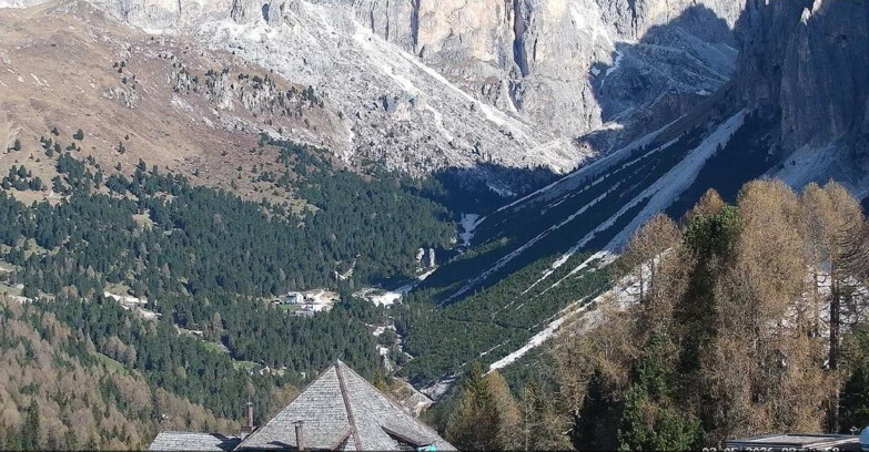 Webcam Vigo di Fassa-Pera-Ciampedìe - Vigo - Conca del Gardeccia