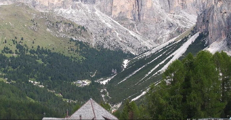 Webcam Vigo di Fassa-Pera-Ciampedìe - Vigo - Conca del Gardeccia
