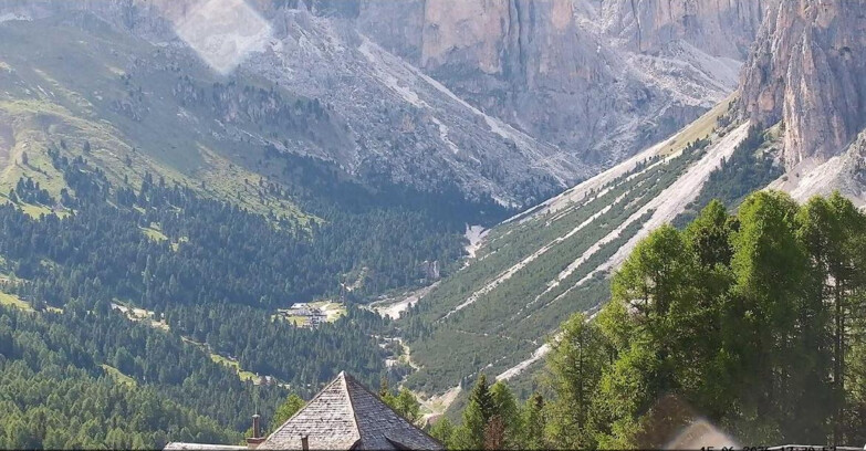 Webcam Vigo di Fassa-Pera-Ciampedìe - Vigo - Conca del Gardeccia
