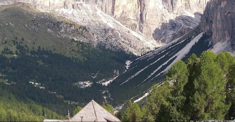 Webcam Vigo di Fassa-Pera-Ciampedìe - Vigo - Conca del Gardeccia