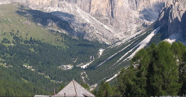 Webcam Vigo di Fassa-Pera-Ciampedìe - Vigo - Conca del Gardeccia