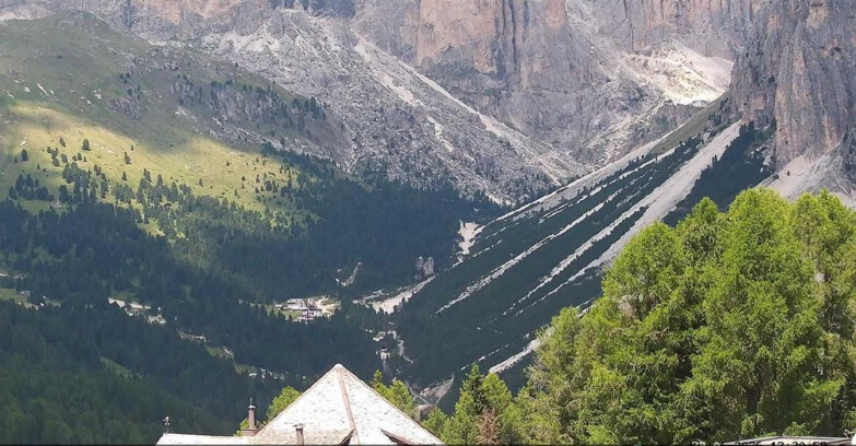 Webcam Vigo di Fassa-Pera-Ciampedìe - Vigo - Conca del Gardeccia