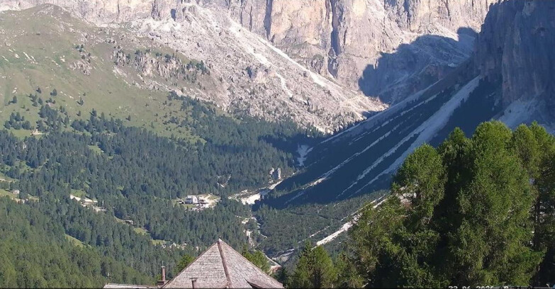 Webcam Vigo di Fassa-Pera-Ciampedìe - Vigo - Conca del Gardeccia
