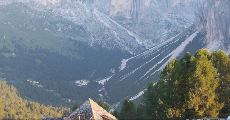 Webcam Vigo di Fassa-Pera-Ciampedìe - Vigo - Conca del Gardeccia