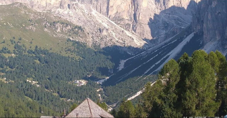Webcam Vigo di Fassa-Pera-Ciampedìe - Vigo - Conca del Gardeccia