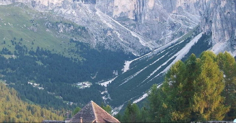 Webcam Vigo di Fassa-Pera-Ciampedìe - Vigo - Conca del Gardeccia