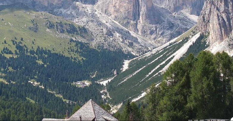 Webcam Vigo di Fassa-Pera-Ciampedìe - Vigo - Conca del Gardeccia