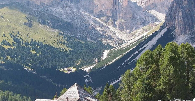 Webcam Vigo di Fassa-Pera-Ciampedìe - Vigo - Conca del Gardeccia