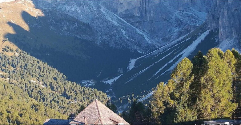 Webcam Vigo di Fassa-Pera-Ciampedìe - Vigo - Conca del Gardeccia