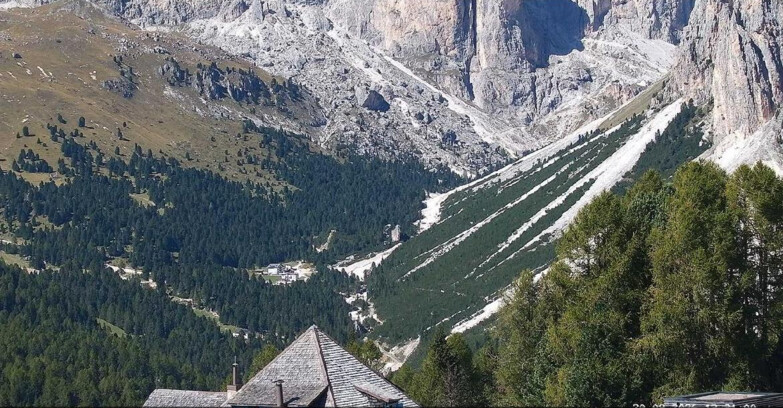 Webcam Vigo di Fassa-Pera-Ciampedìe - Vigo - Conca del Gardeccia