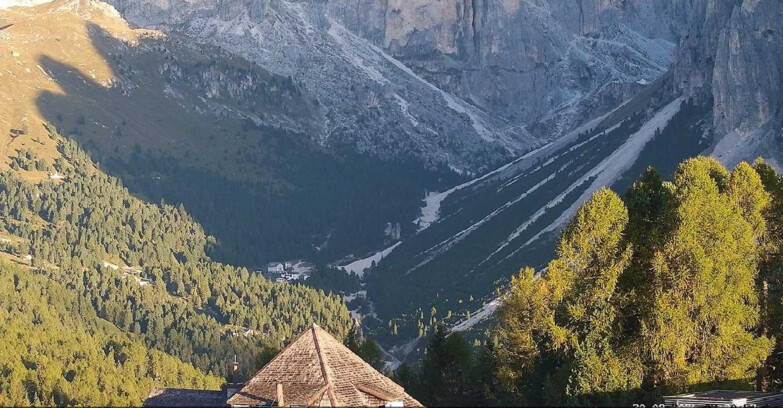 Webcam Vigo di Fassa-Pera-Ciampedìe - Vigo - Conca del Gardeccia