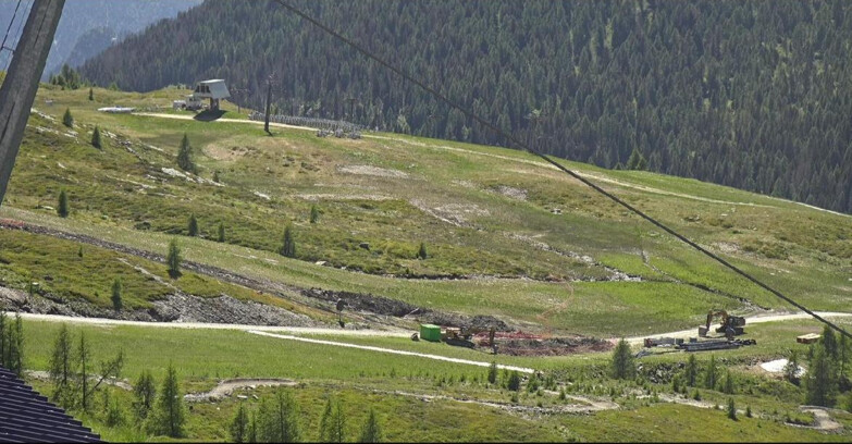 Webcam San Martino di Castrozza - Passo Rolle  - Tognola - Rododendro