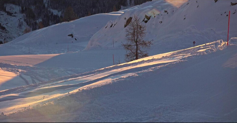 Webcam San Martino di Castrozza - Passo Rolle  - Pista Tognola UNO