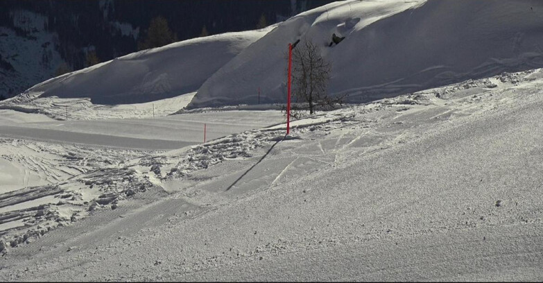 Webcam San Martino di Castrozza - Passo Rolle - Pista Tognola UNO