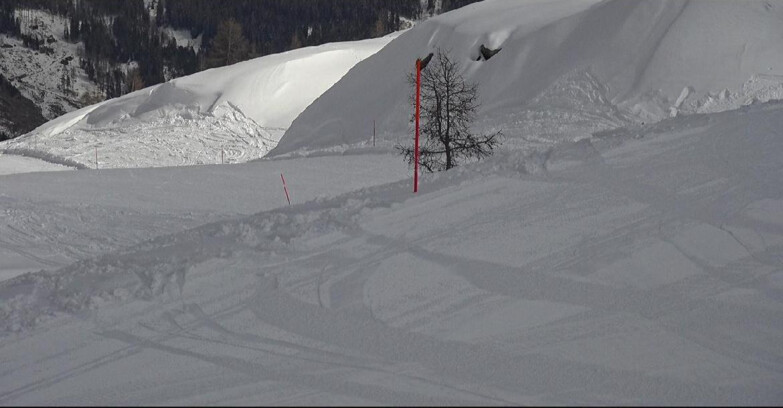 Webcam San Martino di Castrozza - Passo Rolle - Pista Tognola UNO
