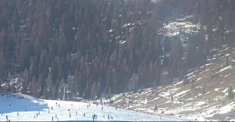 Webcam San Martino di Castrozza - Passo Rolle - Tognola - Pista Scandola