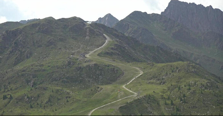 Webcam San Martino di Castrozza - Passo Rolle - Cima Tognola - Pista