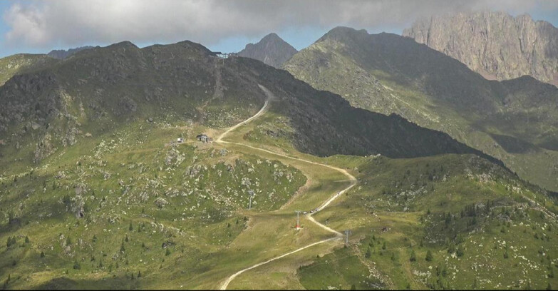 Webcam San Martino di Castrozza - Passo Rolle - Cima Tognola - Pista