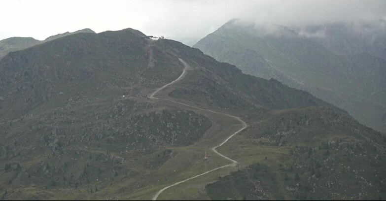 Webcam San Martino di Castrozza - Passo Rolle - Cima Tognola - Pista