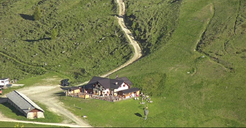 Webcam San Martino di Castrozza - Passo Rolle  - Tognola - Rampone delle Malghe