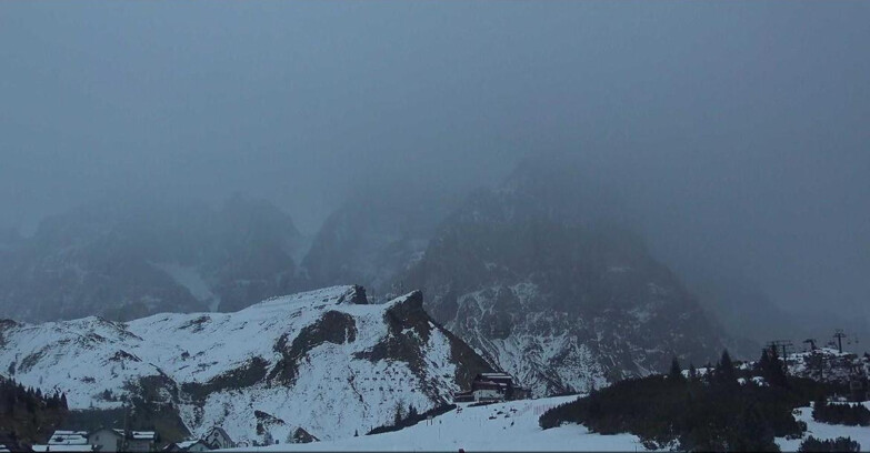 Webcam Сан-Мартино-ди-Кастроцца - Пассо-Ролле - Passo Rolle - Il Cimone