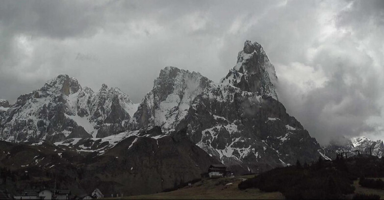 Webcam San Martino di Castrozza - Passo Rolle  - Passo Rolle - Il Cimone