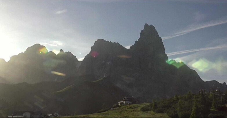 Webcam San Martino di Castrozza - Passo Rolle  - Passo Rolle - Il Cimone