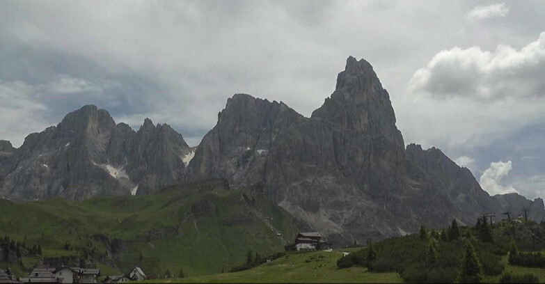 Webcam Сан-Мартино-ди-Кастроцца - Пассо-Ролле - Passo Rolle - Il Cimone