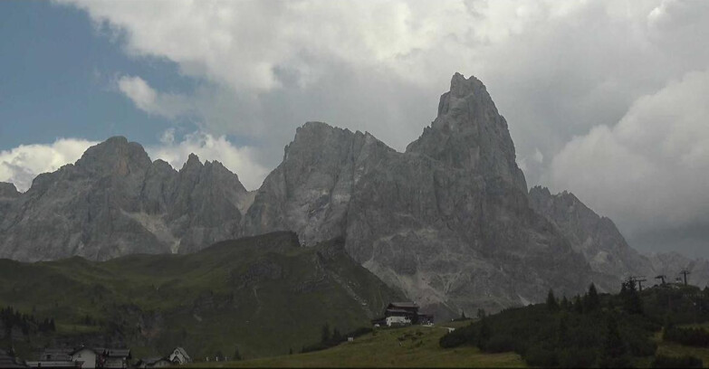 Webcam San Martino di Castrozza - Passo Rolle  - Passo Rolle - Il Cimone