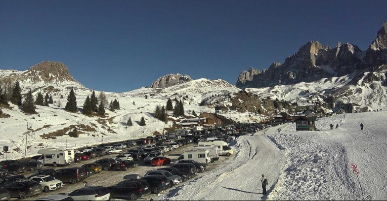 Webcam Сан-Мартино-ди-Кастроцца - Пассо-Ролле - Passo Rolle - Castellazzo