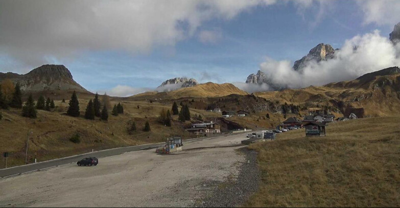 Webcam San Martino di Castrozza - Passo Rolle - Passo Rolle - Castellazzo