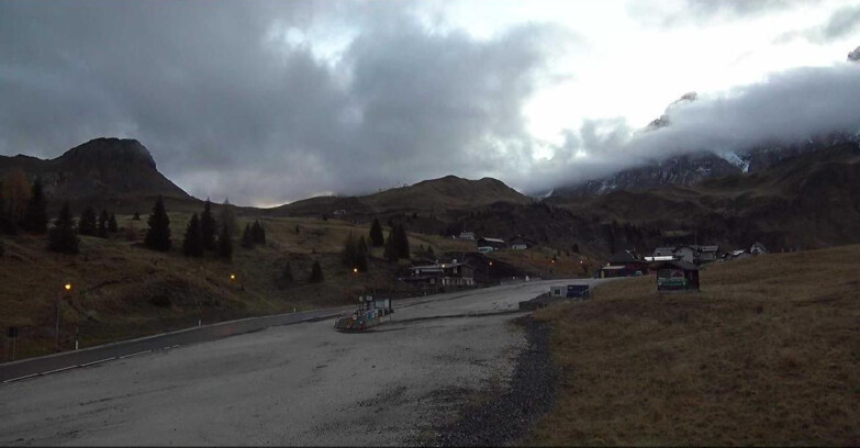 Webcam San Martino di Castrozza - Passo Rolle - Passo Rolle - Castellazzo