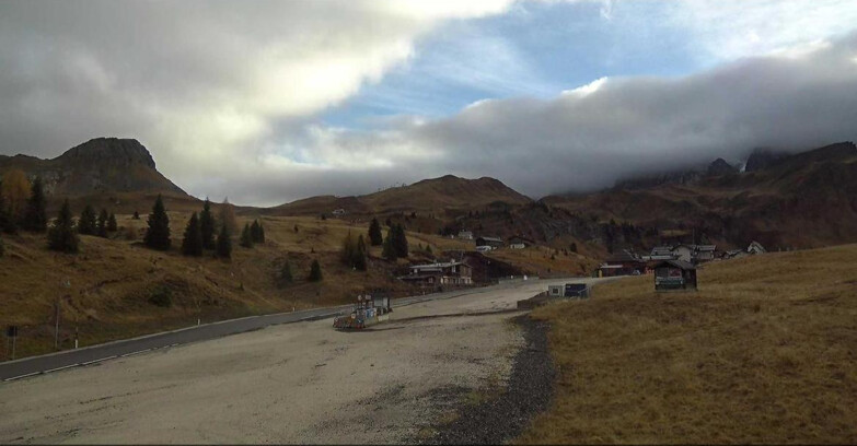 Webcam San Martino di Castrozza - Passo Rolle - Passo Rolle - Castellazzo