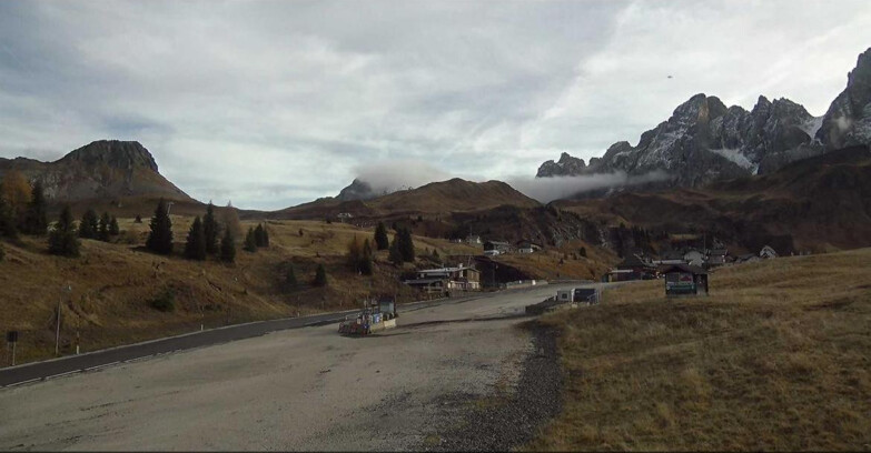 Webcam San Martino di Castrozza - Passo Rolle - Passo Rolle - Castellazzo