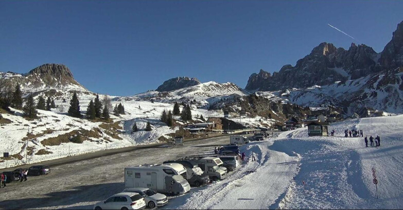 Webcam San Martino di Castrozza - Passo Rolle - Passo Rolle - Castellazzo