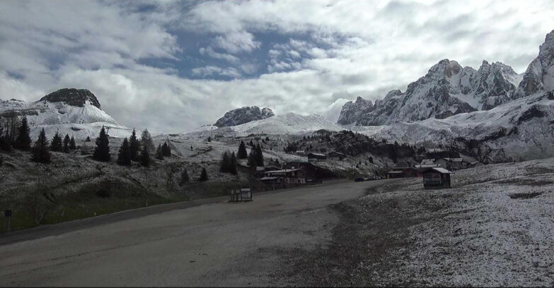 Webcam San Martino di Castrozza - Passo Rolle - Passo Rolle - Castellazzo