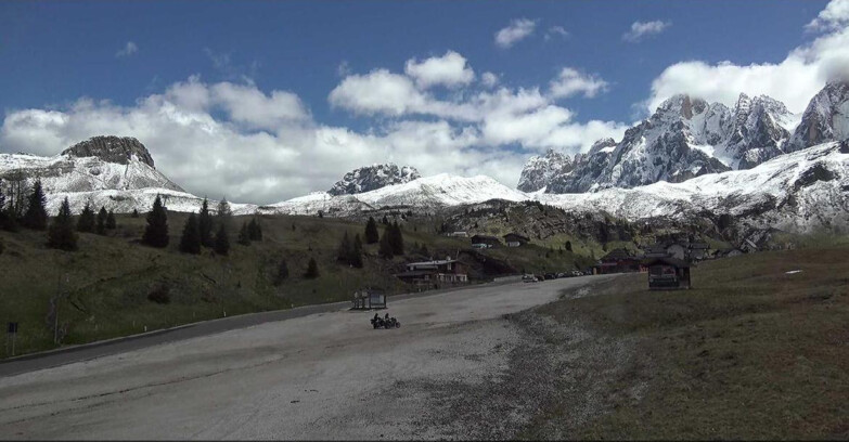 Webcam San Martino di Castrozza - Passo Rolle - Passo Rolle - Castellazzo