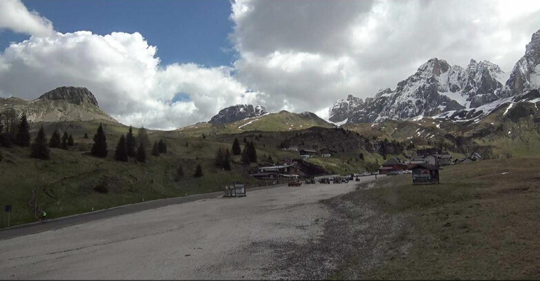 Webcam San Martino di Castrozza - Passo Rolle  - Passo Rolle - Castellazzo