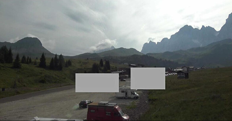 Webcam San Martino di Castrozza - Passo Rolle - Passo Rolle - Castellazzo