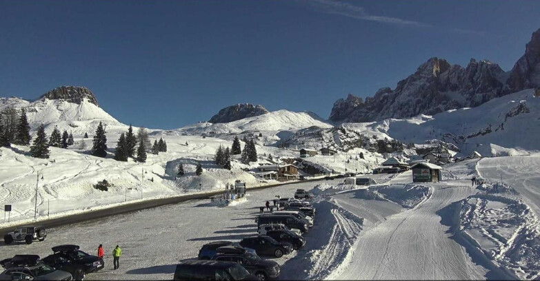 Webcam San Martino di Castrozza - Passo Rolle  - Passo Rolle - Castellazzo