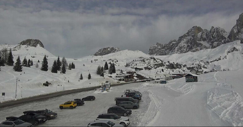 Webcam San Martino di Castrozza - Passo Rolle  - Passo Rolle - Castellazzo