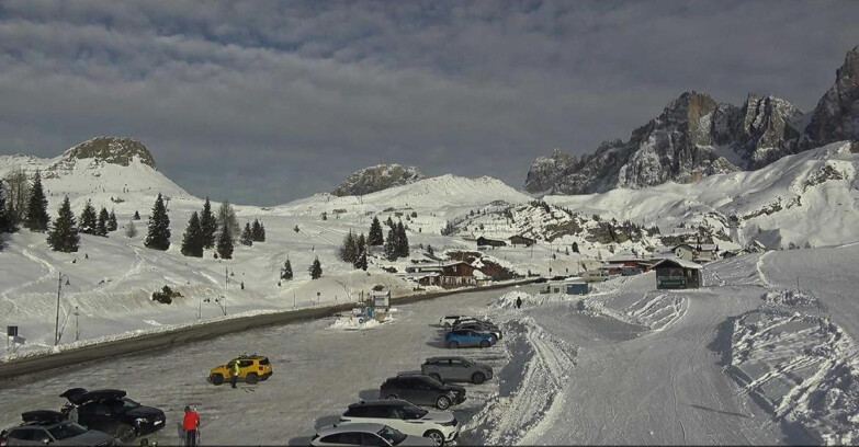 Webcam San Martino di Castrozza - Passo Rolle  - Passo Rolle - Castellazzo