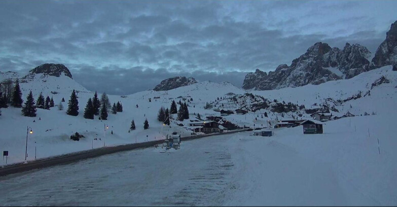 Webcam San Martino di Castrozza - Passo Rolle  - Passo Rolle - Castellazzo