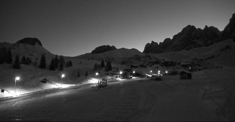 Webcam San Martino di Castrozza - Passo Rolle  - Passo Rolle - Castellazzo